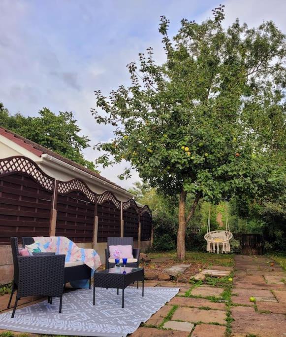 Riverside - Direct River Access! Apartment